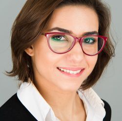 Nathália Brandolim Becker
